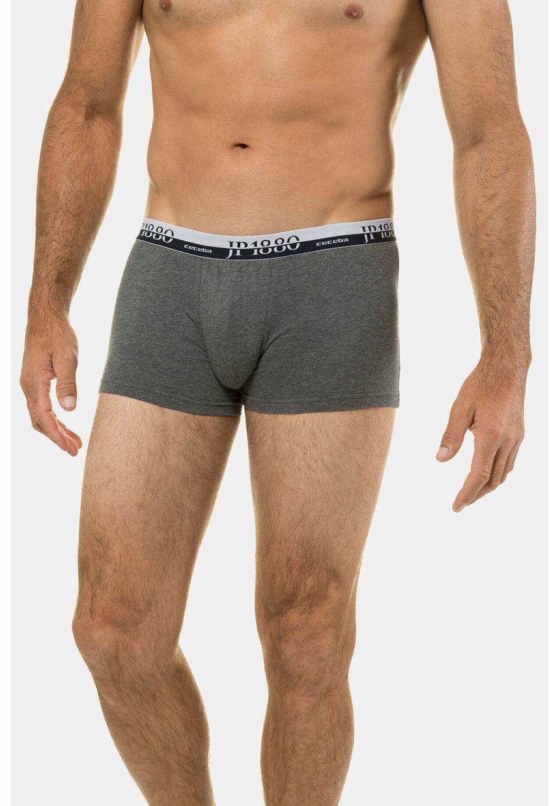 Boxer in cotone grigio con cintura scura che riporta il testo bianco "JP 1880". Il tessuto sembra liscio e aderente al corpo.
