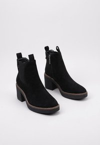 Refresh Botines bajos - black
