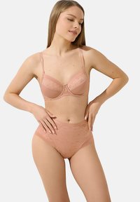 Niet geselecteerd, beige
