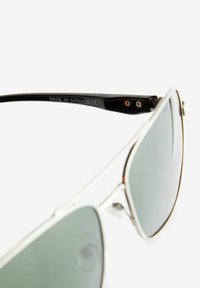 Next POLARISED - REGULAR FIT - Akiniai nuo saulės - silver green