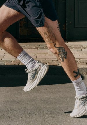 New Balance, SUPERCOMP REBEL V1 - Road running shoes - angora slate grey
