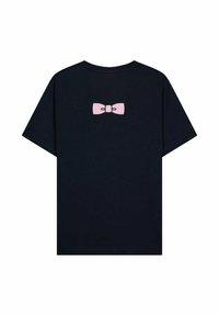 T-shirt en coton navy à manches courtes, avec un graphique de nœud rose clair centré au dos. Design simple et coupe décontractée.