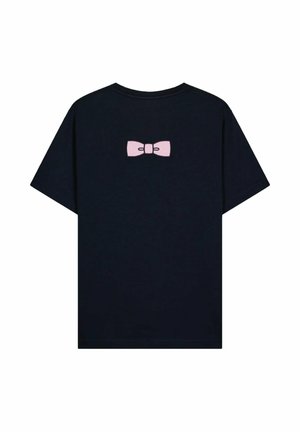 T-shirt en coton navy à manches courtes, avec un graphique de nœud rose clair centré au dos. Design simple et coupe décontractée.