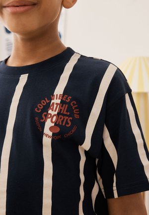 Next, REGULAR FIT - 3 PACK - Pidžaamad - navy red stripe