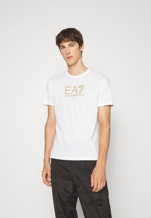 EA7 Emporio Armani T-shirt med print - white