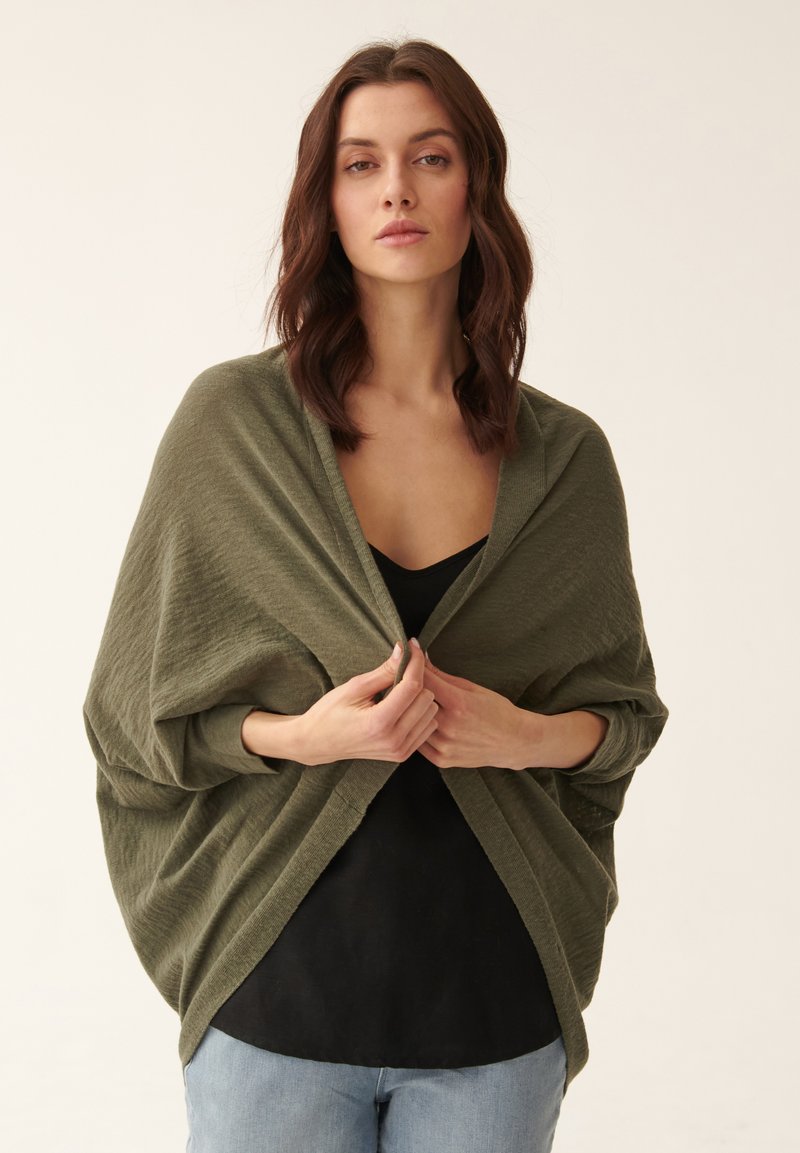 TATUUM FRU - Vesta na kopčanje - khaki