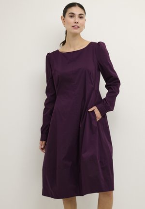 ANTONIETT  - Robe de jour - winetasting