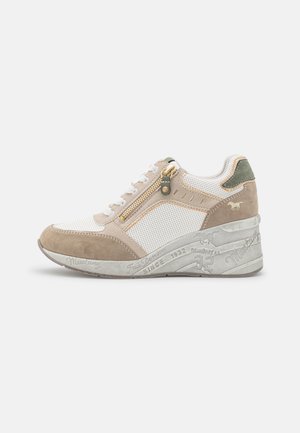 Trainers - beige