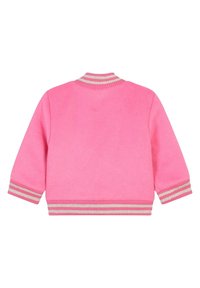 Felpa rosa con colletto e polsini a coste, caratterizzata da accenti a strisce orizzontali. Texture morbida e design comodo.