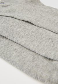 Fila INVISIBLE 3 PACK - Socken - grey