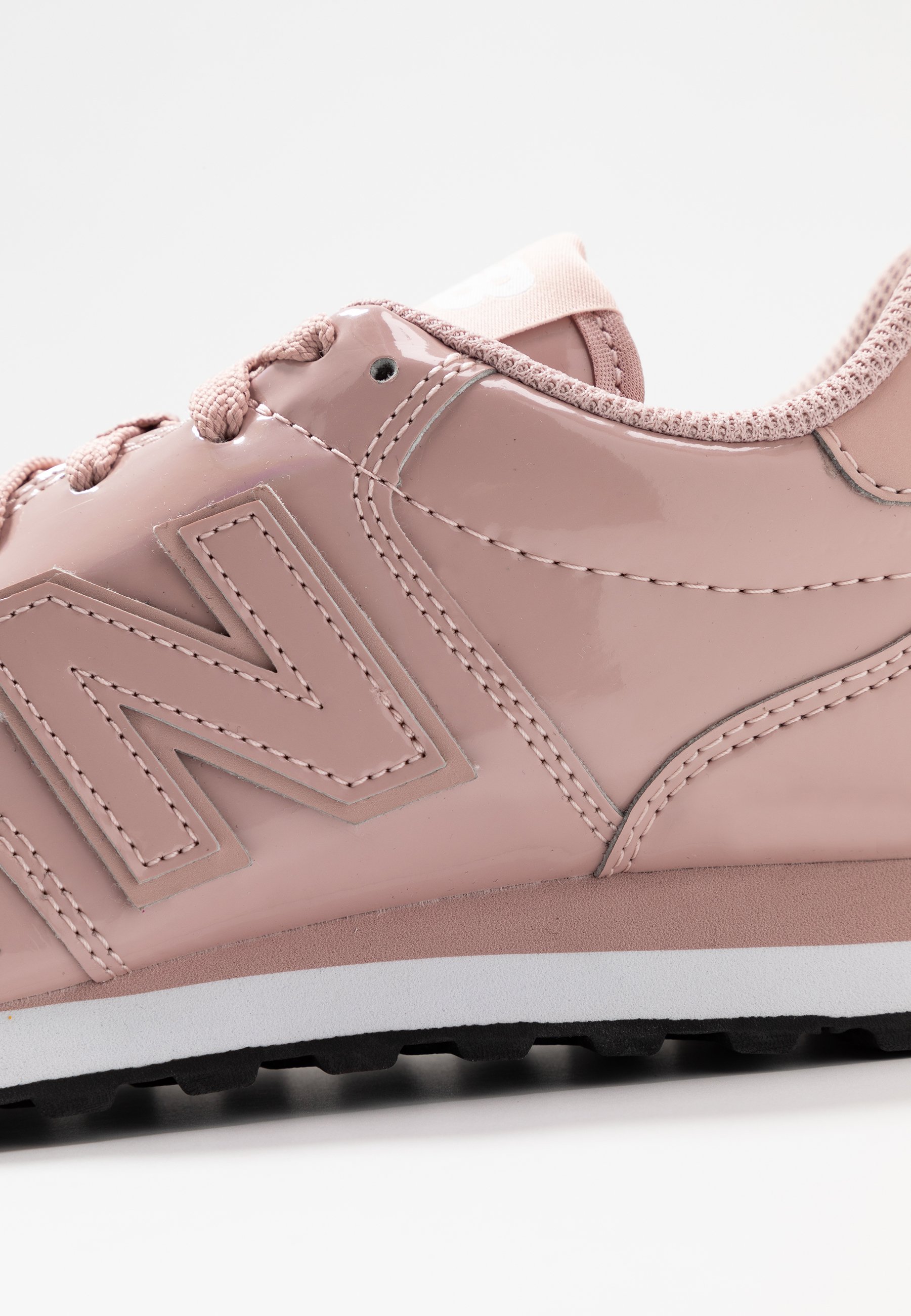 new balance gw500 trainers silver women 37