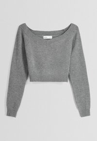 Szary krótki sweter wykonany z miękkiego dzianinowego materiału, z szerokim dekoltem w serek, długimi rękawami oraz ściągaczami przy mankietach i dole. Prosty i casualowy design.