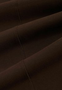 Reiss JOLIE STRETCH CREW NECK  - Tricou basic - chocolate brown