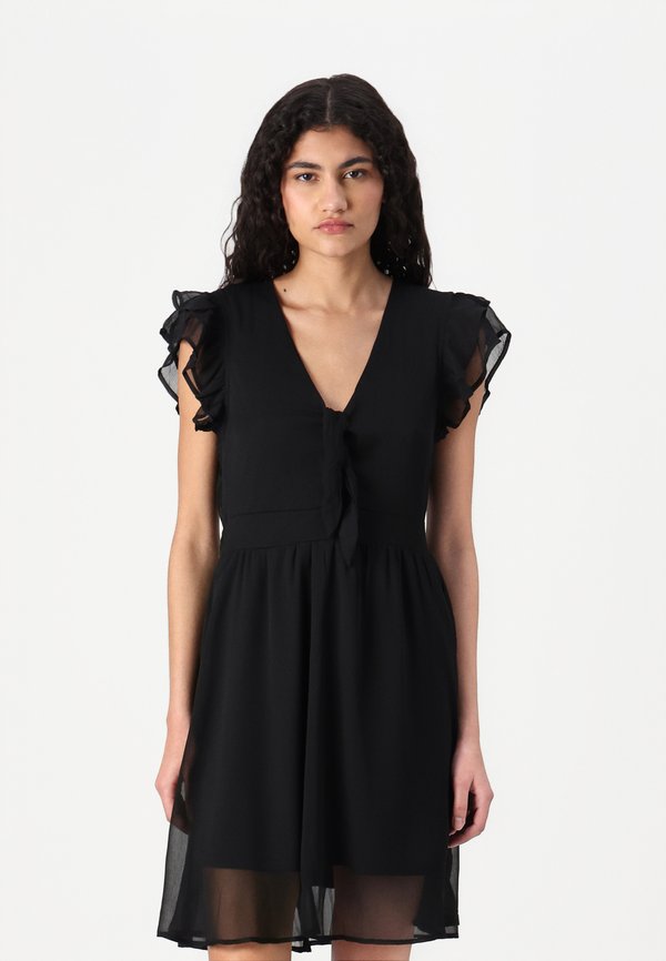 ONLASTA LIFE PEEKABOO DRESS - Freizeitkleid