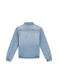 Giacca di jeans azzurro chiaro con maniche lunghe e orlo dritto, mostrata di spalle su uno sfondo bianco.