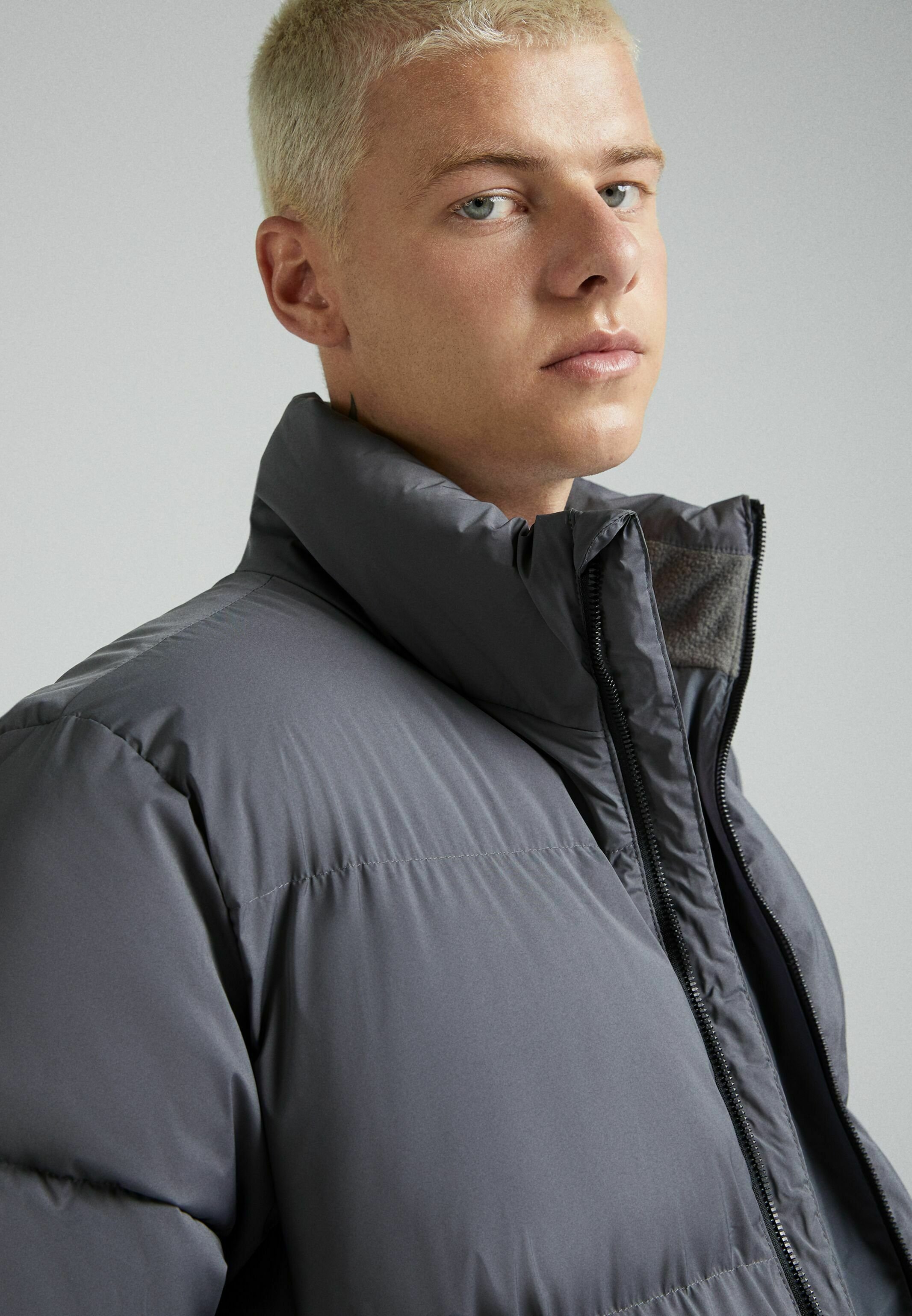 puffer jacket grey