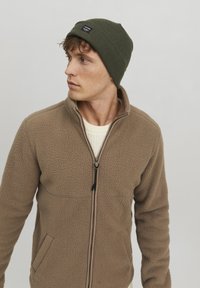 Jack & Jones JACDNA  - Căciulă - forest night