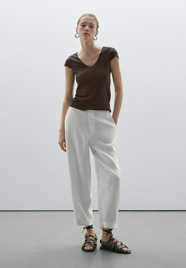 POINTELLE CUTWORK - Basic T-shirt