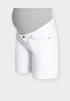 Weisse Umstandsshorts mit einem dehnbaren grauen Bund, der für einen Schwangerschaftsbauch ausgelegt ist, seitlich dargestellt.