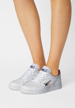 SKYCOURT - Sneakers basse - white/thunder blue