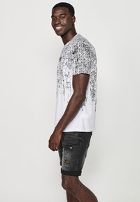 Koroshi SHORT SLEEVE - Marškinėliai su spaudiniu - blanco white