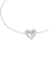 Collana a forma di cuore in argento con un design lucido e un accento di cristallo al centro, completata da una delicata catena. Misura circa 2,5 cm.