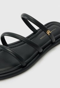 Tommy Hilfiger Sandaler - black