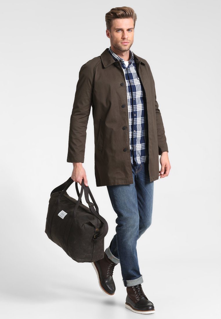 barbour dromond holdall