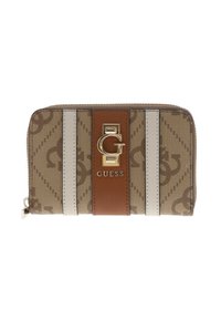 Cartera beige hecha de tela texturizada con una franja central marrón. Presenta franjas verticales blancas y un acento de logo dorado. Cierre de cremallera.