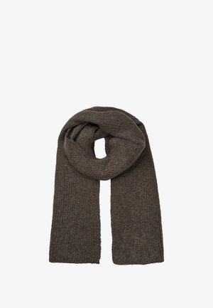 Brūna adīta šalle ar teksturētu ribu rakstu, kas izceļas ar garu un plašu formu, ideāli piemērota aplikt vai pakarināt.