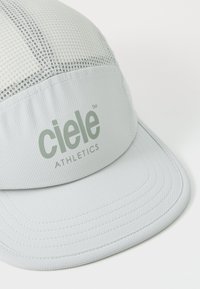 Thumbnail Image 4