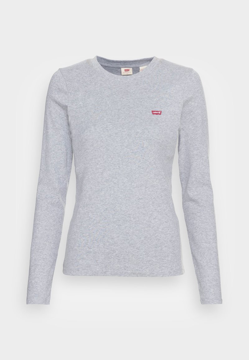 Szara, długa koszulka z długim rękawem, wykonana z miękkiej mieszanki bawełny, z okrągłym dekoltem i małym czerwonym logo Levi's po lewej stronie klatki piersiowej.