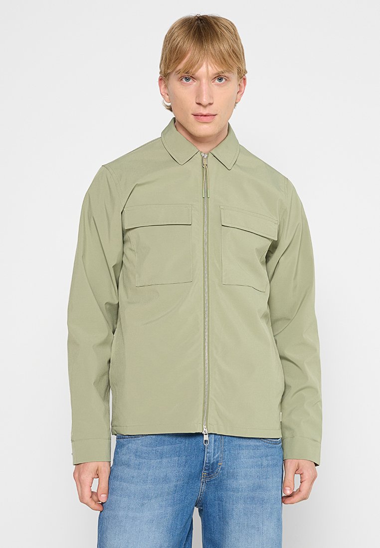 Revolution Lichte jas lichtgroen Revolution Lichte jas lichtgroen