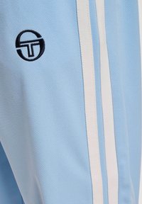 Sergio Tacchini NEW DAMARINDO  - Tracksuit bottoms - dutch canal gardenia