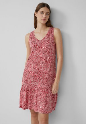KORTE MET STRIKDETAIL AAN DE ACHTERKANT - Robe en jersey - mohnrot