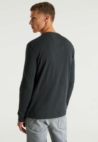 CHASIN' HELY - Top dugih rukava - dark grey