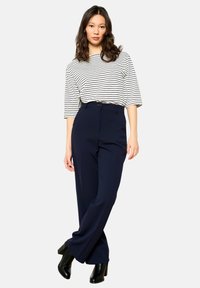 LolaLiza Hlače - navy basic