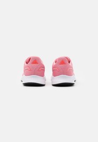 adidas Performance Scarpe da corsa su strada - light pink