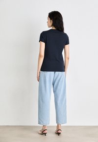 BOSS Apdrukāts T-krekls - dark blue