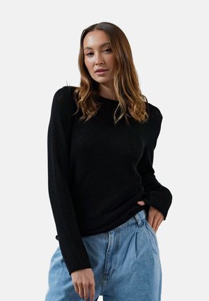 - Sweter