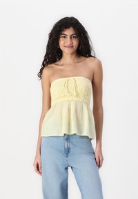 Hollister Co. STRAPLESS BABYDOLL  - Top - double cream