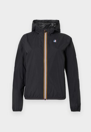 Sort hættetrøje med lynlås i flere farver og lille logo på venstre bryst, elastiske manchetter og forlommer.