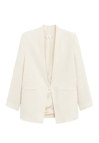 Blazer beige clair au design structuré, devant ouvert, revers nets et deux poches frontales. Tissu lisse avec une finition légèrement brillante.