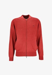 Unausgewählt, garnet red