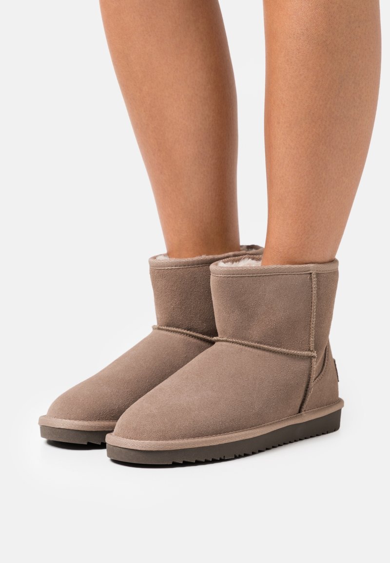 Esprit Botas para la nieve - taupe