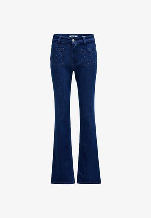 Jean évasé en denim bleu foncé avec une taille cintrée, des coutures décoratives sur les poches arrière et une finition soignée à l'ourlet.