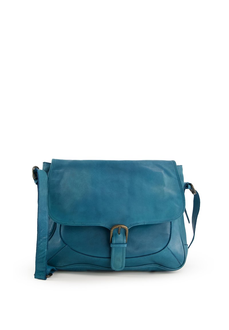 Leren schoudertas in een levendige turquoise kleur met een flapsluiting, een verstelbare schouderband en een decoratieve metalen gesp als accent.