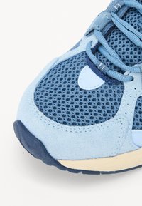 Thumbnail Image 6