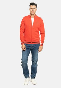 EMBLEMS Chaquetas bomber - rojo