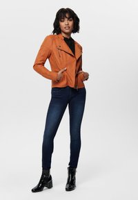 ONLY ONLAVA BIKER OTW NOOS - Giacca in similpelle - gold flame